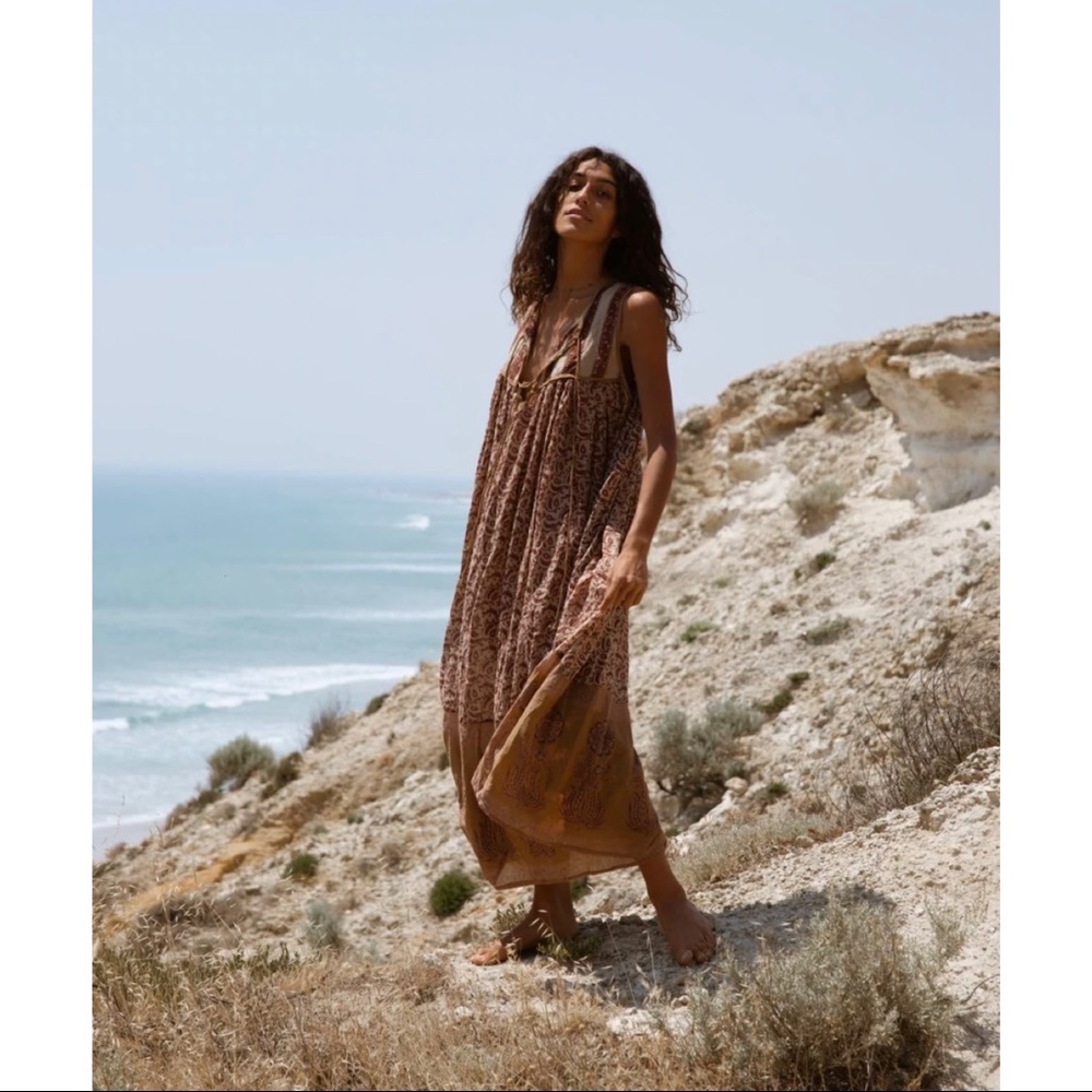 Daughters Of India Aahna Dress in Walnut